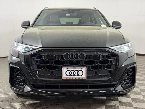 Mythos Black Metallic 2026 Audi Q8 Premium Plus