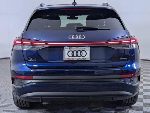 2025 Audi Q4 e-tron Premium 55 quattro
