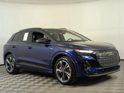 2025 Audi Q4 e-tron Premium 55 quattro