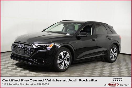 2024 Audi Q8 e-tron Premium quattro