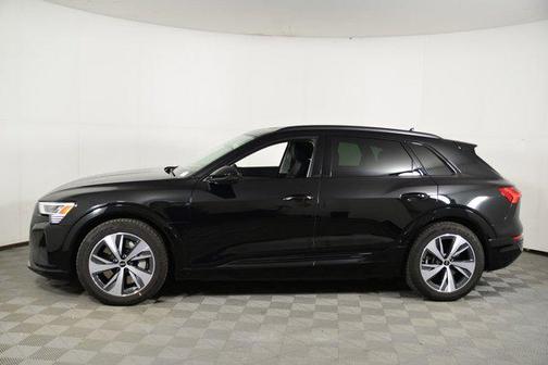 2024 Audi Q8 e-tron Premium quattro