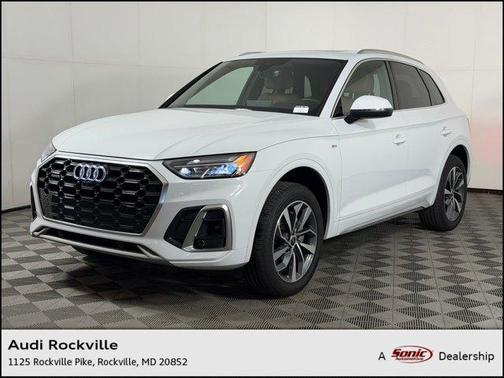 Glacier White Metallic 2023 Audi Q5 45 S line Premium Plus