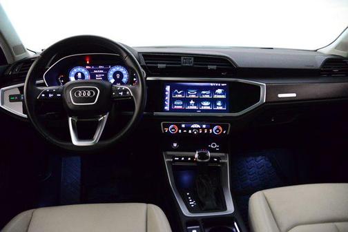 2023 Audi Q3 Premium 45 TFSI S line quattro Tiptronic