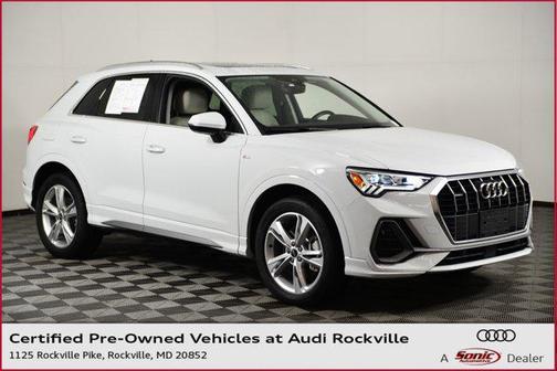 2022 Audi Q3 45 S line Premium Plus