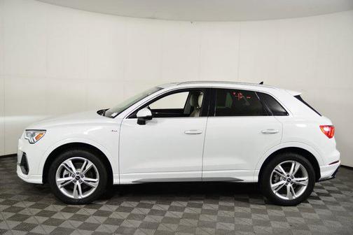 2022 Audi Q3 45 S line Premium Plus