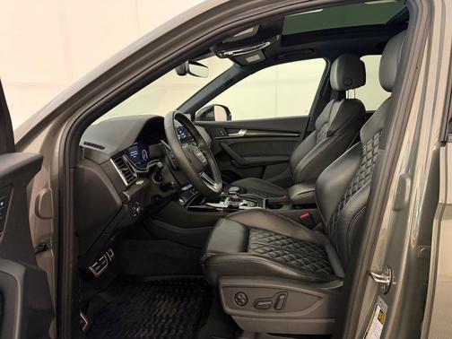 Chronos Gray Metallic 2023 Audi SQ5 3.0T Premium Plus