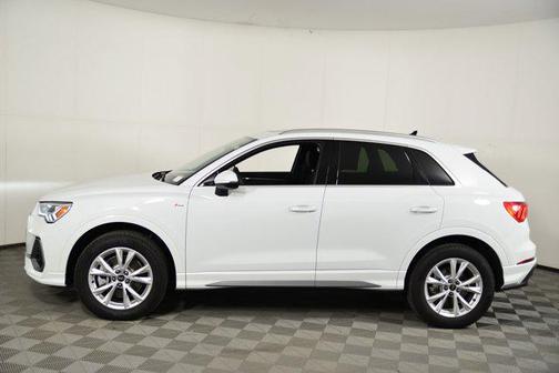 2025 Audi Q3 Premium 45 TFSI S line quattro Tiptronic