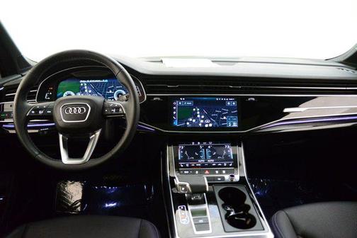 2025 Audi Q7 Premium Plus 45 TFSI quattro Tiptronic