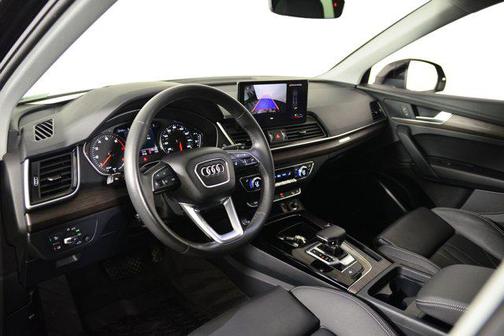 2024 Audi Q5 45 S line Premium