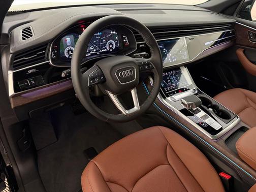 Mythos Black Metallic 2026 Audi Q8 Premium Plus