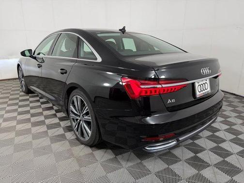 Mythos Black Metallic 2019 Audi A6 45 Premium