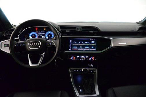 2023 Audi Q3 Premium 45 TFSI S line quattro Tiptronic
