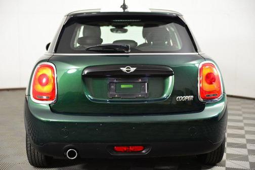 2016 MINI Hardtop Cooper