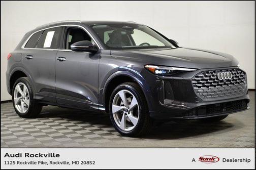 2025 Audi Q5 Premium Plus