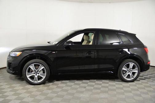 2025 Audi Q5 Premium 45 TFSI S line quattro