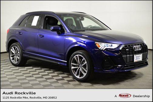 2025 Audi Q3 Premium 45 TFSI S line quattro Tiptronic