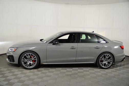 2022 Audi S4 Premium Plus TFSI quattro Tiptronic