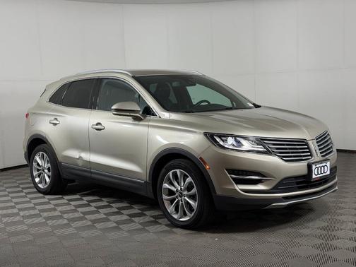 Gold 2015 Lincoln MKC Base