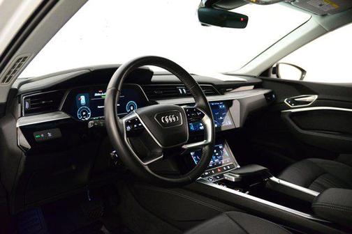 2024 Audi Q8 e-tron Premium quattro