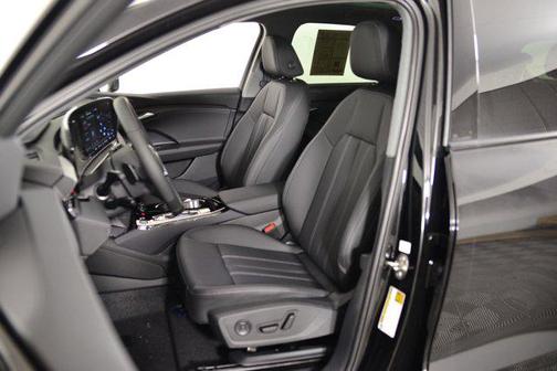 2025 Audi Q6 e-tron Premium Plus quattro