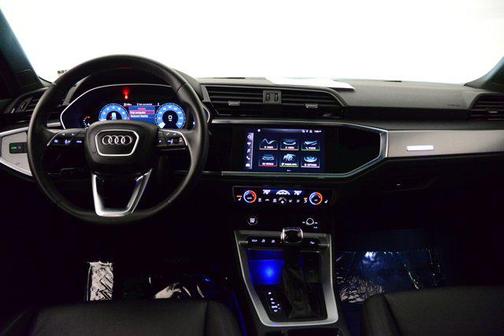 2022 Audi Q3 Premium Plus 45 TFSI S line quattro Tiptronic
