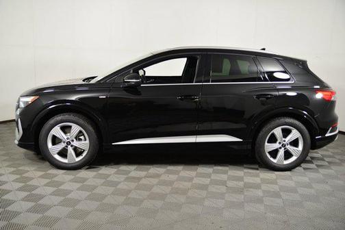 2024 Audi Q4 e-tron Premium 55 quattro