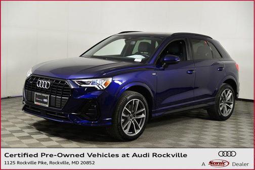 2025 Audi Q3 Premium 45 TFSI S line quattro Tiptronic