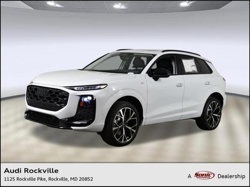 Glacier White Metallic 2026 Audi Q3 S line