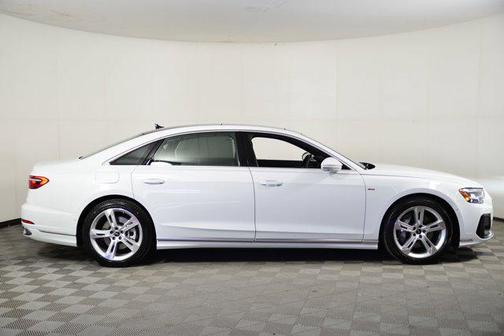 2025 Audi A8 L 55 TFSI quattro Tiptronic