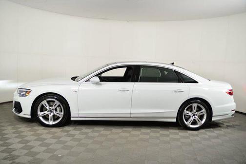 2025 Audi A8 L 55 TFSI quattro Tiptronic