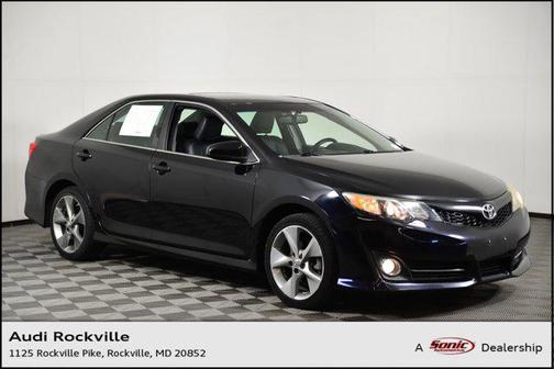2014 Toyota Camry SE