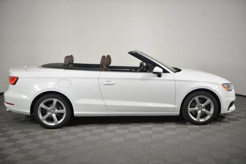 Photo 3 of 32 of 2016 Audi A3 2.0T Premium