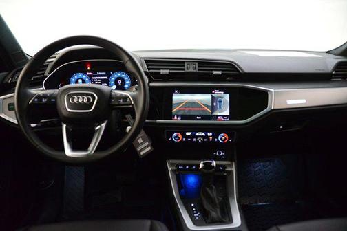 2022 Audi Q3 Premium Plus 45 TFSI S line quattro Tiptronic