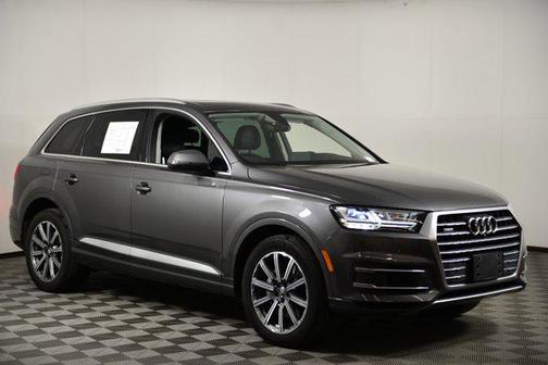2019 Audi Q7 55 Premium Plus