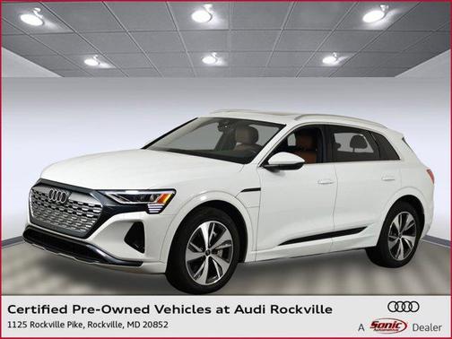 2024 Audi Q8 e-tron Premium quattro