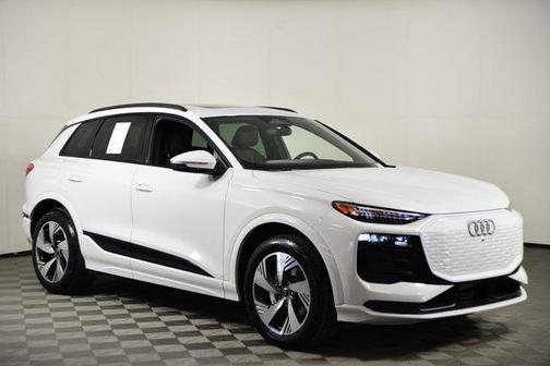 2025 Audi Q6 e-tron Premium Plus quattro