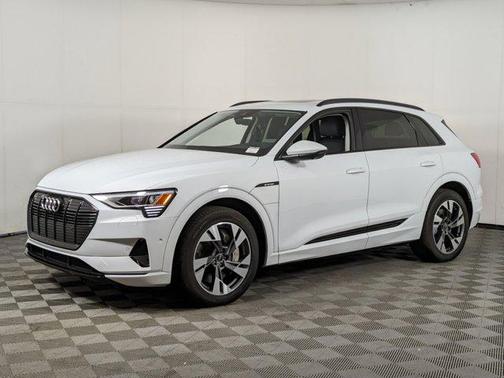 2021 Audi e-tron Premium