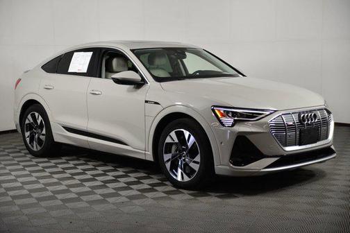 2022 Audi e-tron Sportback S line Premium Plus