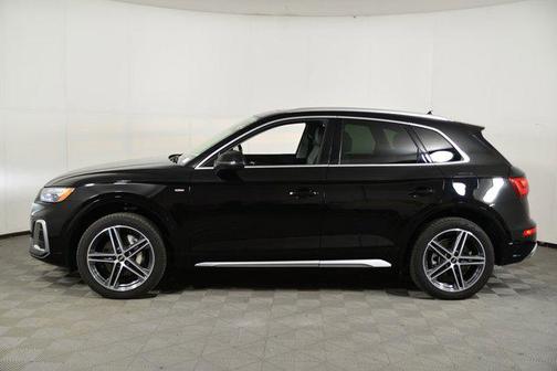 2023 Audi Q5 Premium Plus 55 TFSI e S line quattro S tronic