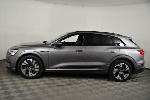 2021 Audi e-tron Premium