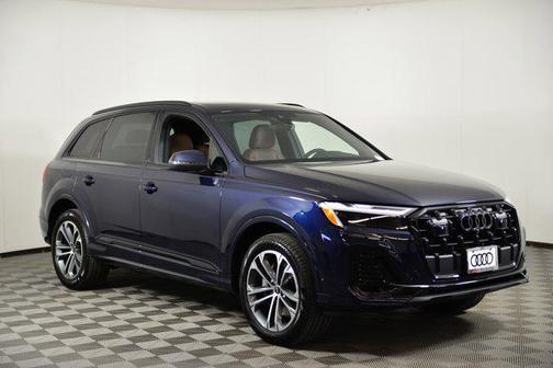 2025 Audi Q7 45 Premium