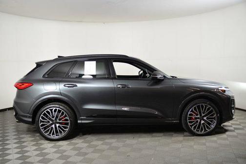 2025 Audi SQ5 3.0T Premium Plus