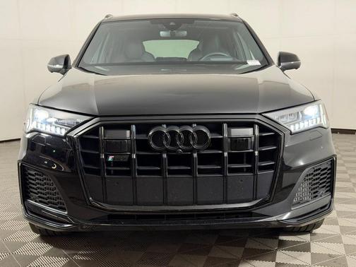 Mythos Black Metallic 2023 Audi SQ7 4.0T Premium Plus