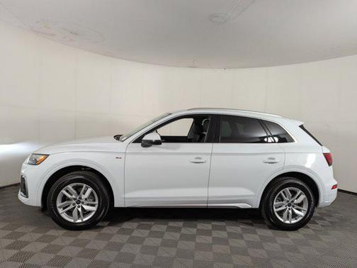 2024 Audi Q5 45 S line Premium