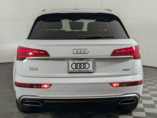 2024 Audi Q5 45 S line Premium