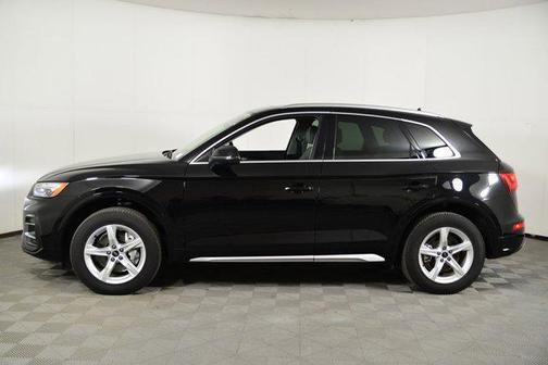 2024 Audi Q5 Premium 40 TFSI quattro S tronic