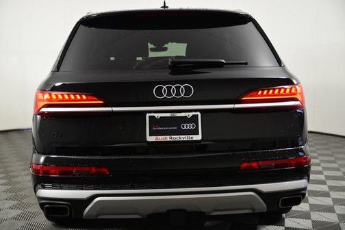 2025 Audi Q7 45 Premium