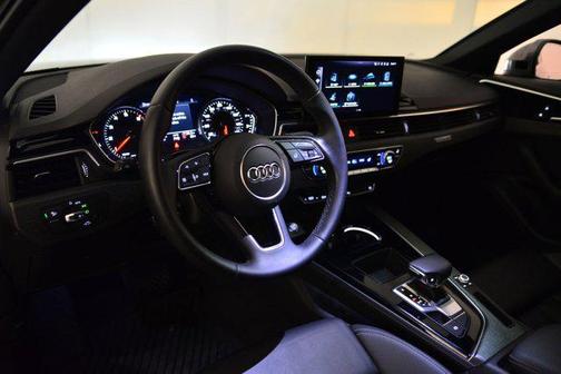 2023 Audi A4 Premium 45 TFSI S line quattro S tronic