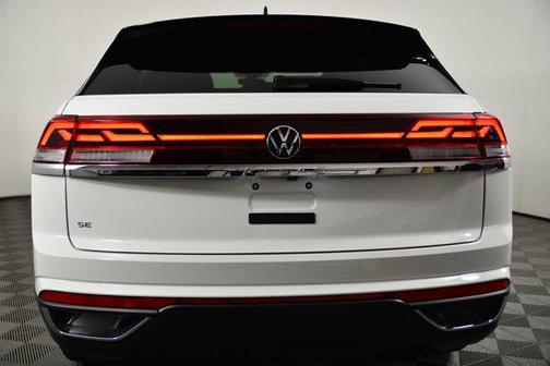 2024 Volkswagen Atlas Cross Sport 2.0T SE