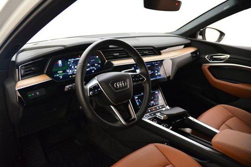 2024 Audi Q8 e-tron Premium